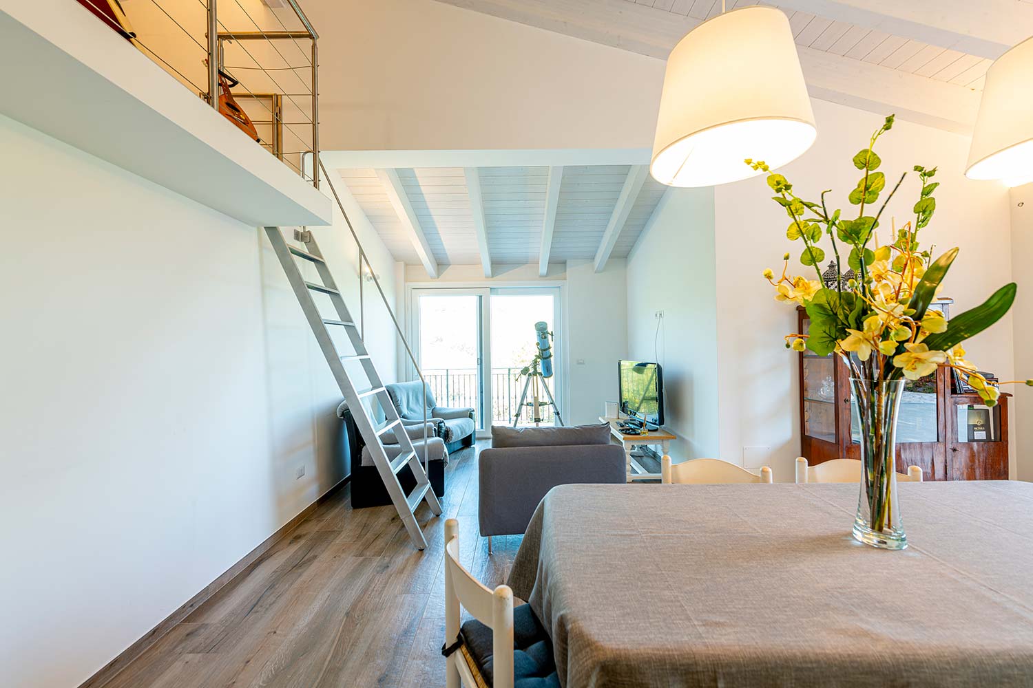 campo-delle-mura-affitto-villa-acquaviva-picena-up